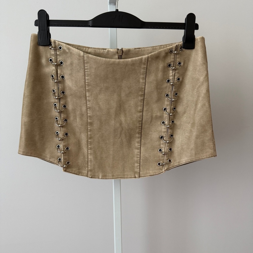 JY2K JGR & STN M Beige Milla Mini‎ Skirt Faux Leather Eyelet Ring Desert Cowgirl